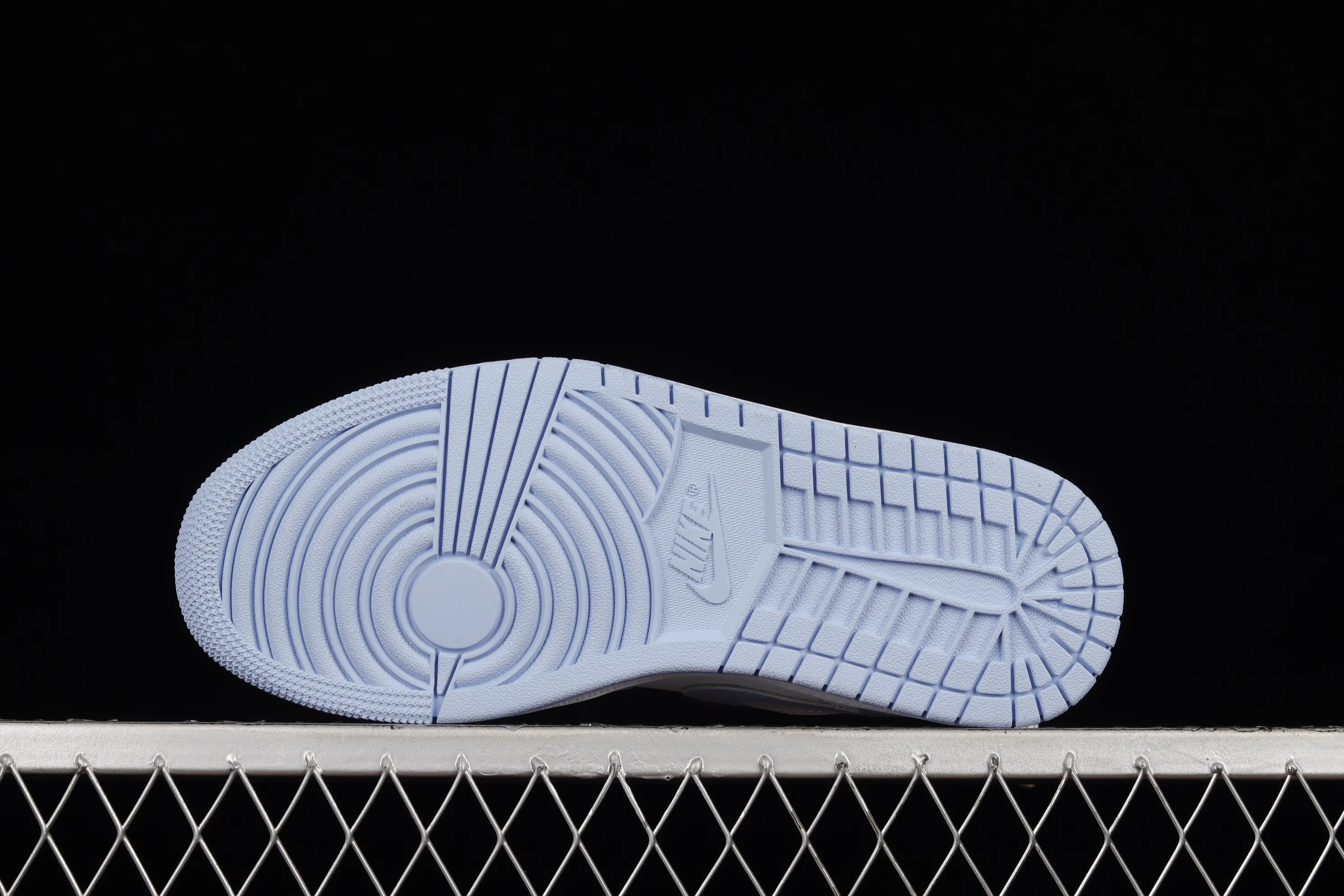 All categories Air Jordan Jordan series basketball shoes Air Jordan 1 Low Air Jordan 1 Low "Aluminum" AJ1 Joe 1 new North Carolina blue DC0774-141